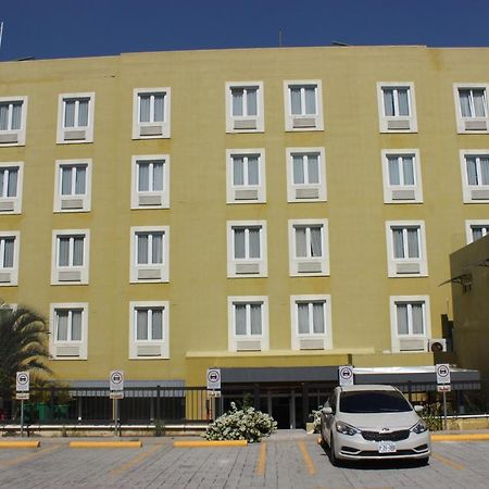 Beverly Hills: Hotel And Business Nuevo Cuscatlan Екстер'єр фото