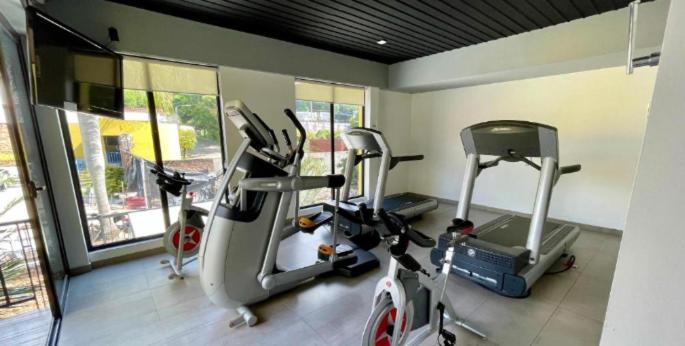 Beverly Hills: Hotel And Business Nuevo Cuscatlan Екстер'єр фото
