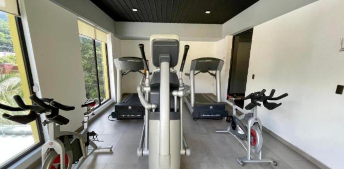 Beverly Hills: Hotel And Business Nuevo Cuscatlan Екстер'єр фото