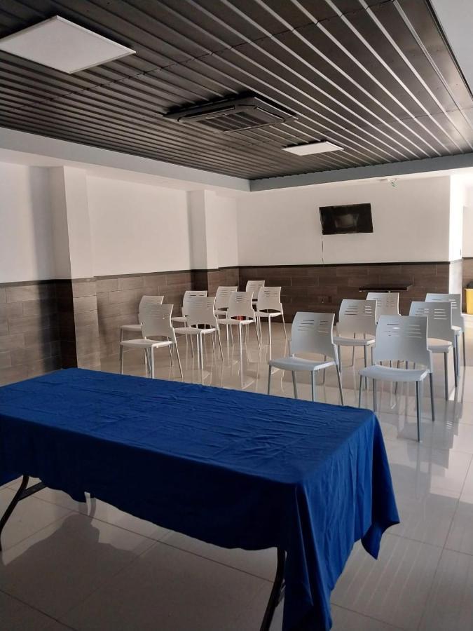 Beverly Hills: Hotel And Business Nuevo Cuscatlan Екстер'єр фото